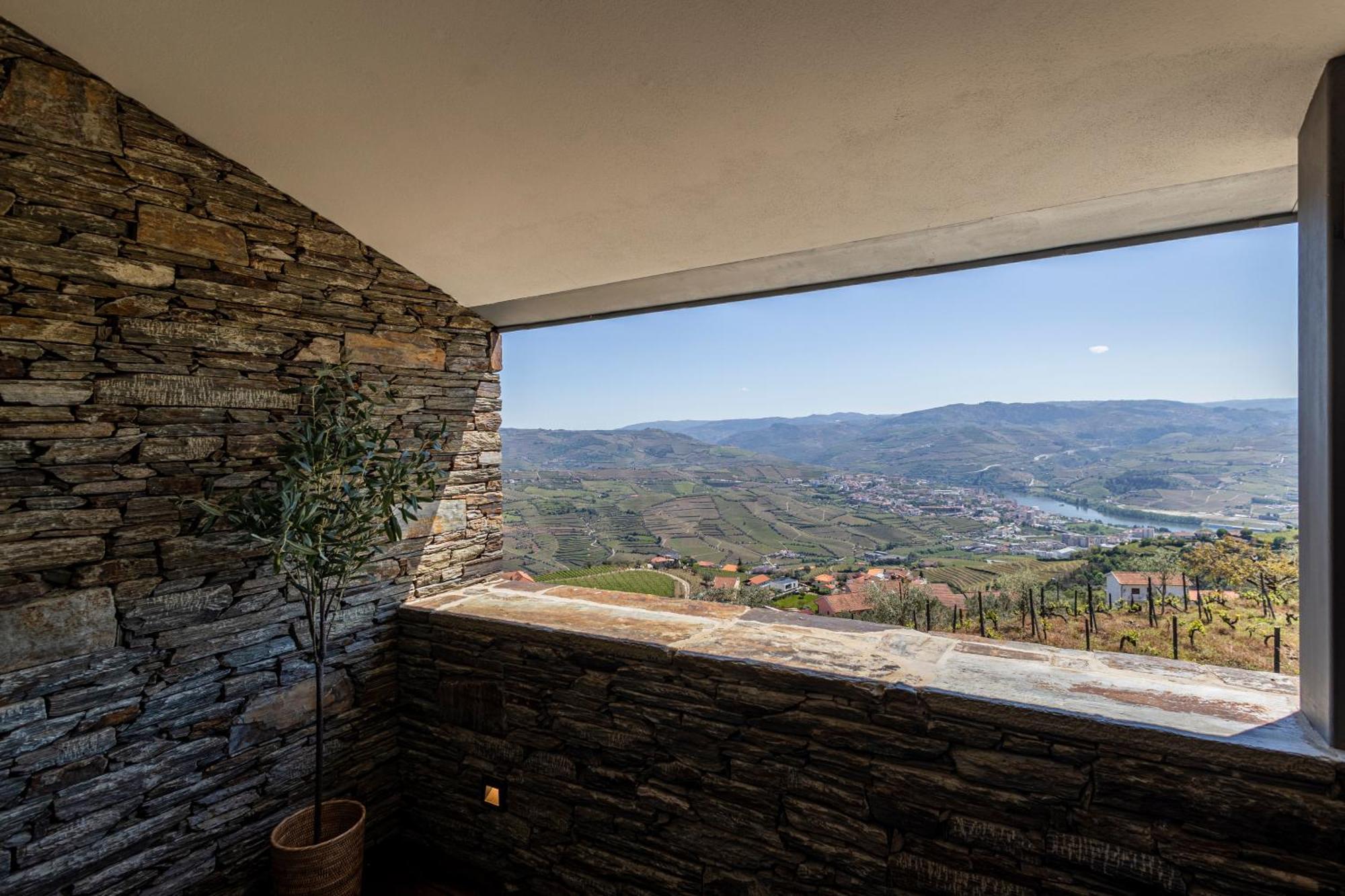 Casa Da Quinta De Santa Cruz - Douro Valley - By Met Peso da Regua Exterior photo